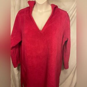 Avenue size 26/28 pullover fleece hoodie robe. So toasty. Kangaroo pocket.